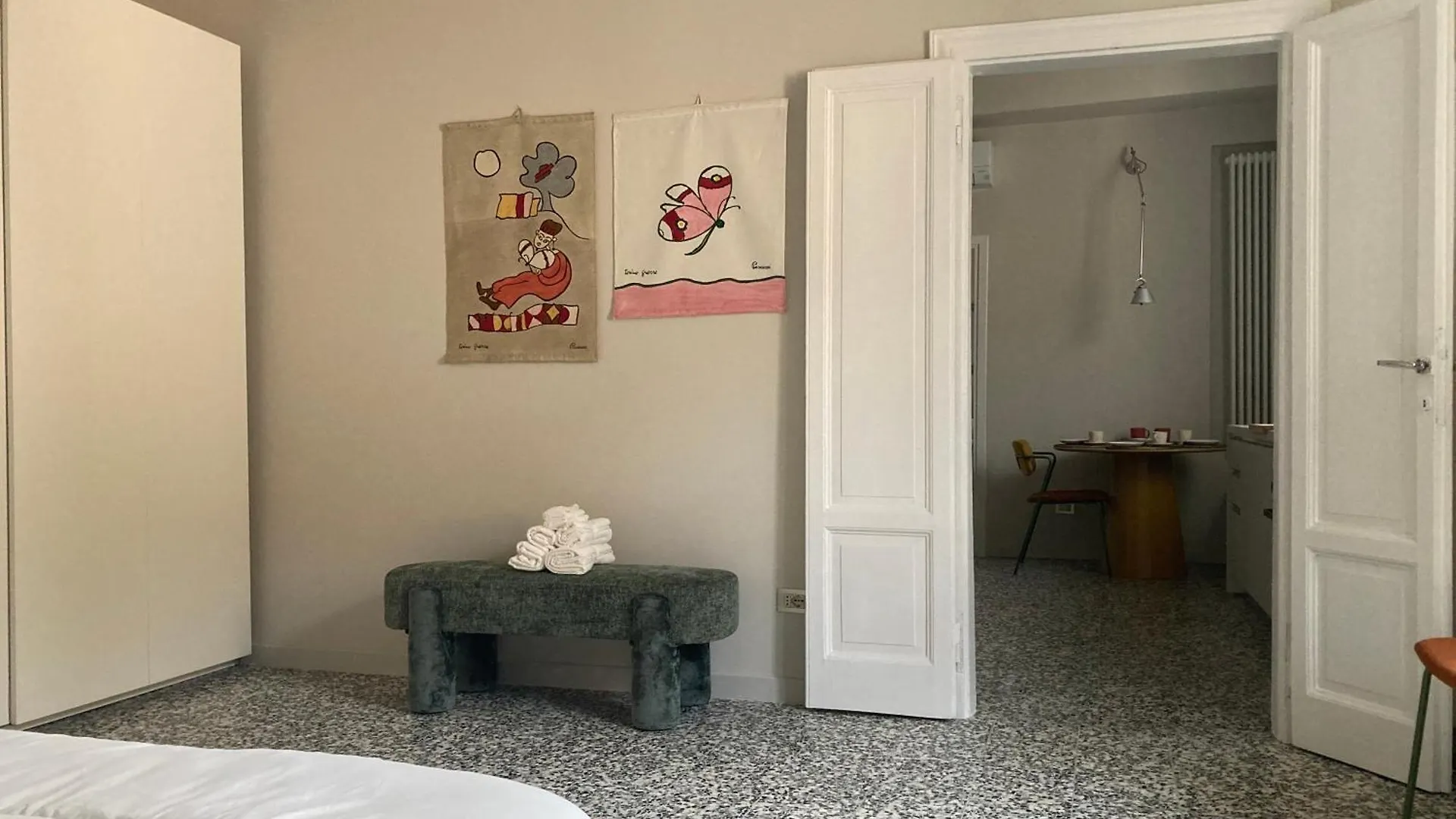 Newly Renovated Two-Room Apartment 밀라노 0*,