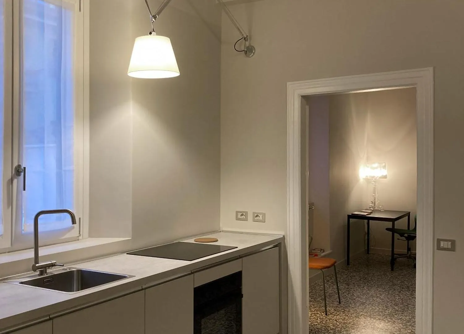 Newly Renovated Two-Room Apartment Milan